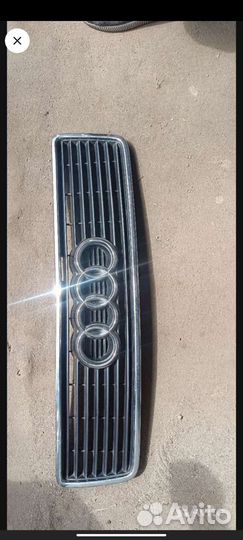 Решётка радиатора от Audi 100