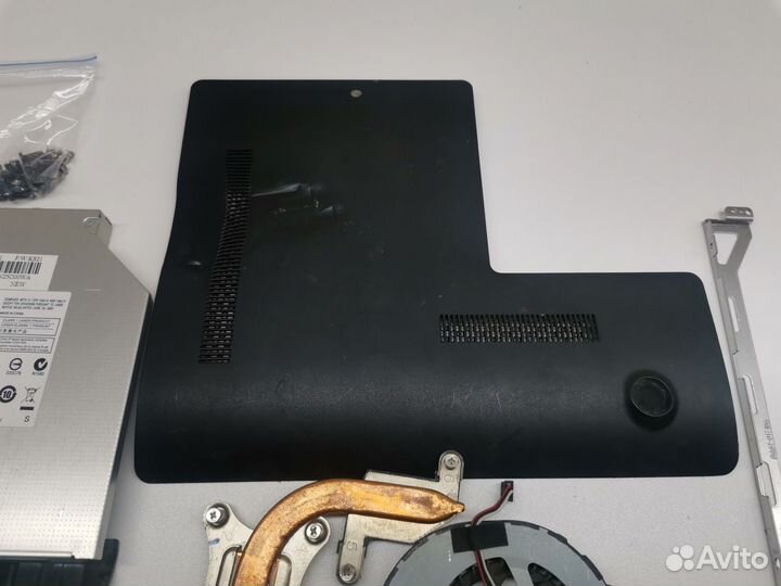Оригинальные запчасти для ноутбука samsung NP300E