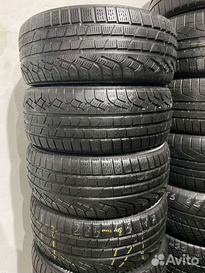 Pirelli Sottozero Winter 240 225/45 R17