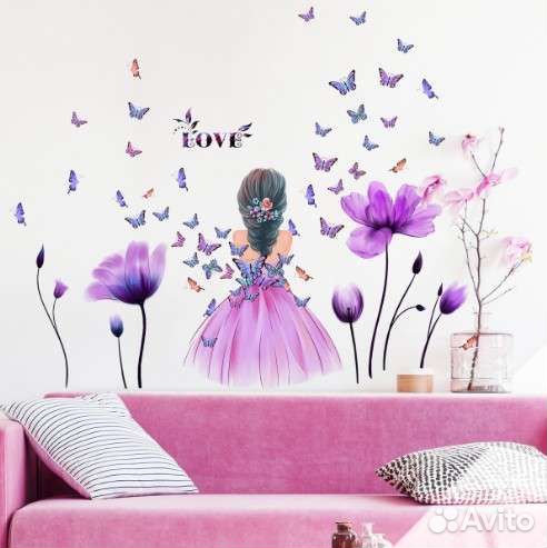 Интерьерные наклейки в ассортименте