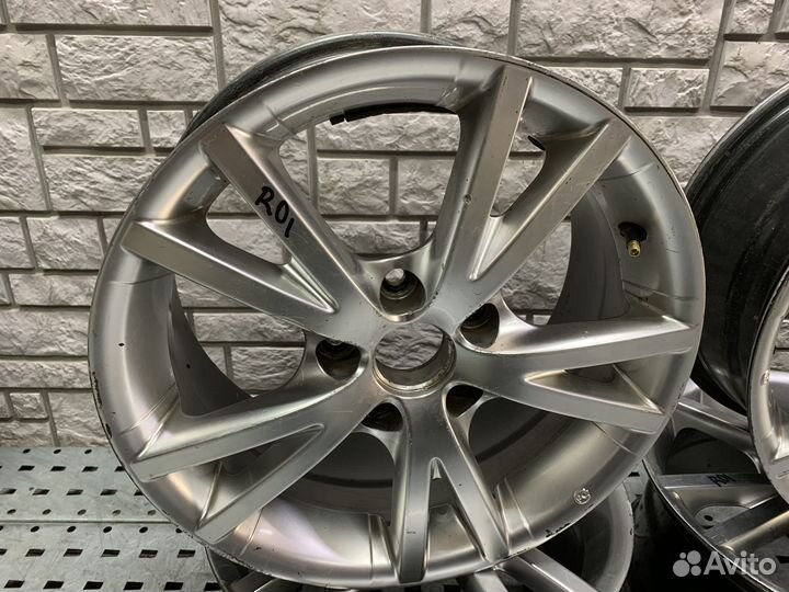 Toyota RAV 4 Диск колесный литой R16