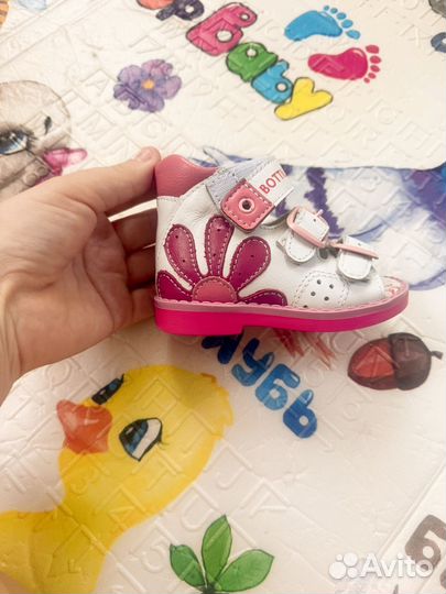 Сандалии для девочки 19 размер
