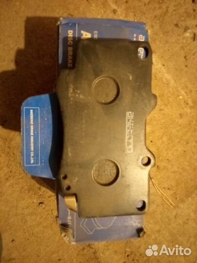 Тормозные колодки toyota