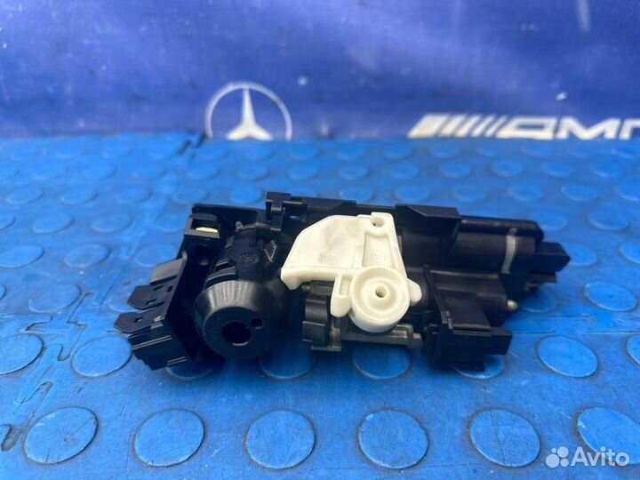 Ручка багажника Mercedes-Benz Slk350 W171 272.963