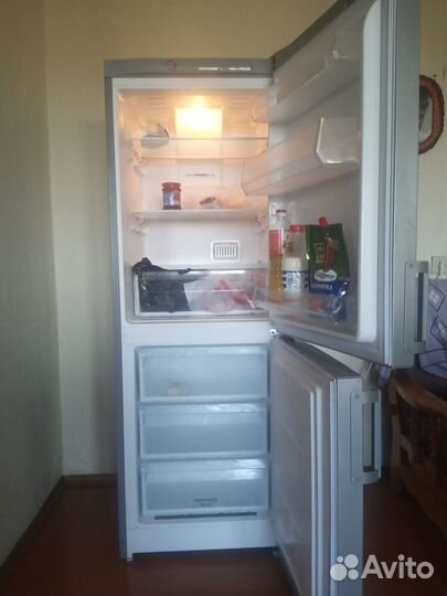 Stinol stn 167s (No frost)