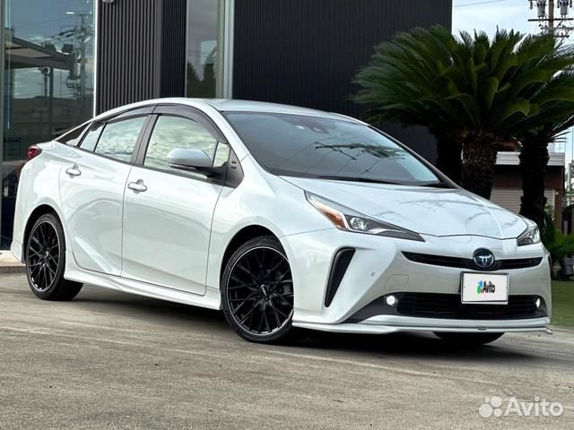 Toyota Prius 1.8 AT, 2020, 17 393 км