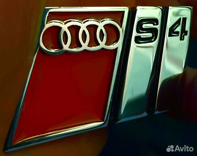 На Audi 100 А6 S4 C4