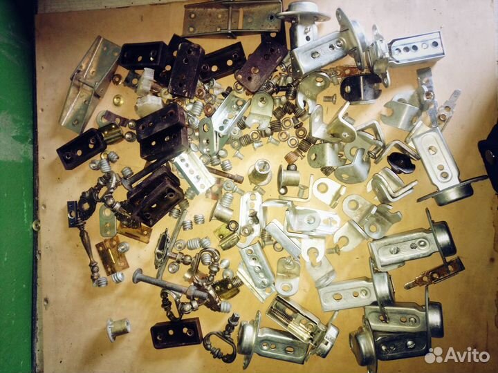 Мебельная фурнитура