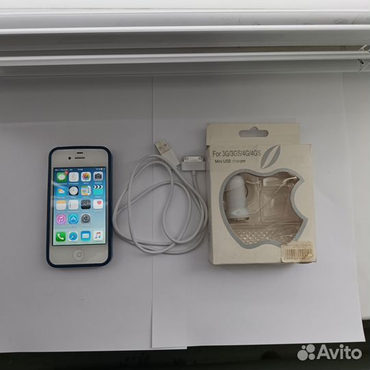 iPhone 4S, 8 ГБ