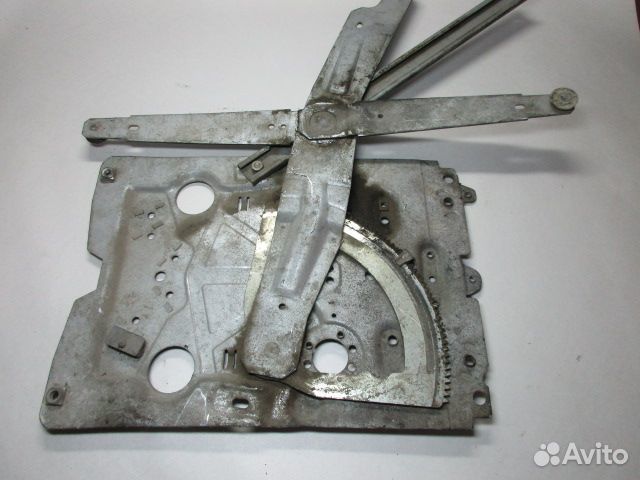 Стеклоподъемник электрический правый Volvo FM9 FM1