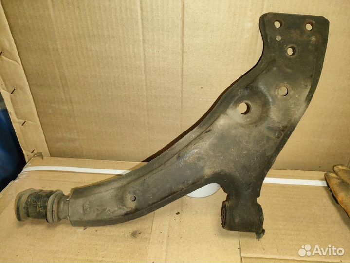 Рычаг подвески перед прав