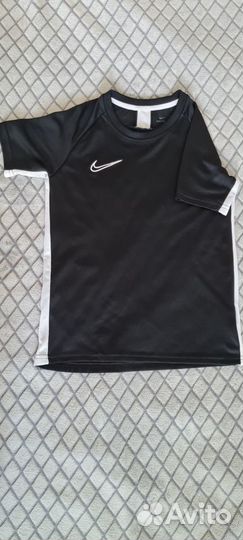 Футболки и шорты Nike dry fit на 8-10 лет