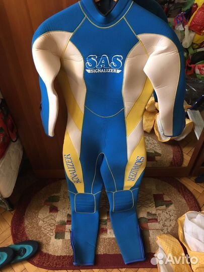 Гидрокостюм для дайвинга