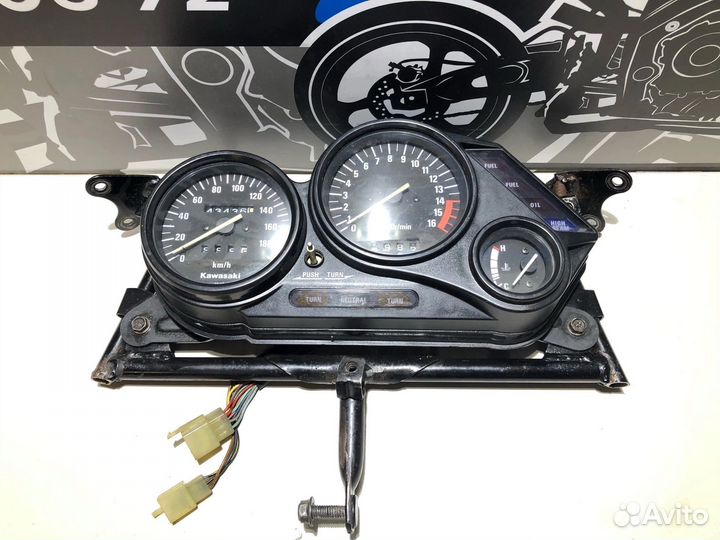 Приборная панель с кронштейном Kawasaki ZZR 400-1