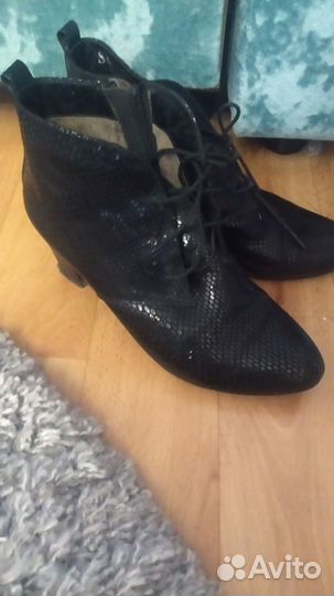 Ботинки натуральная кожа 38
