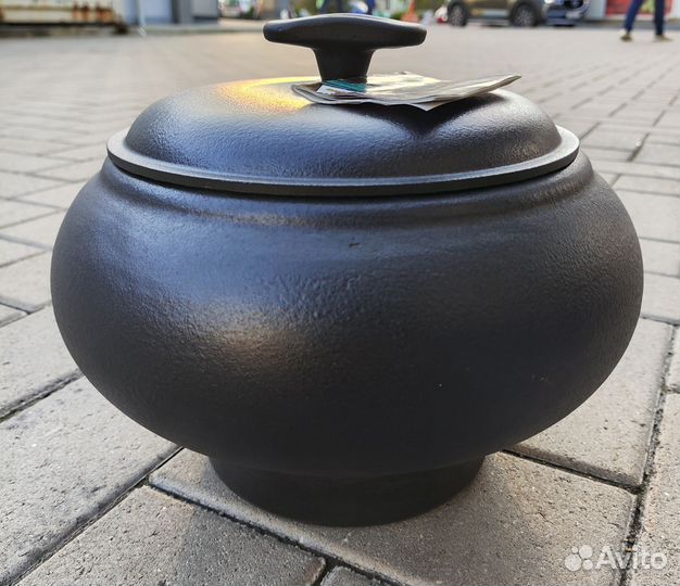 Казан чугунный новый 7л