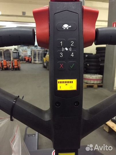 Транспортировщик паллет