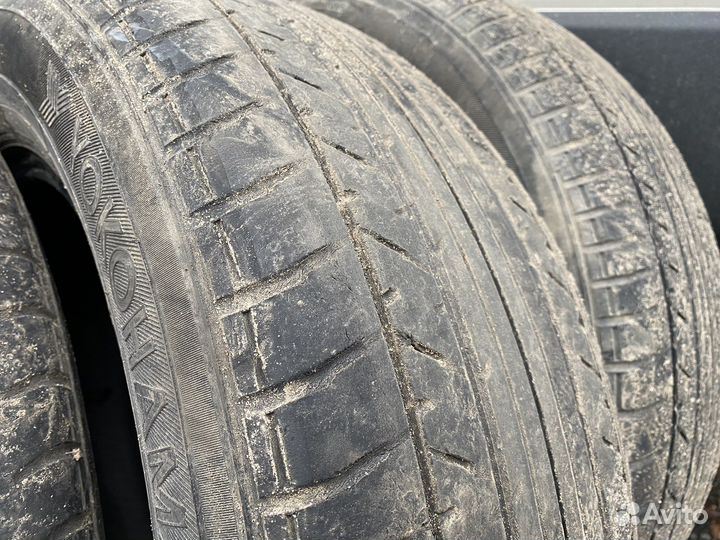 Yokohama 104ZR 215/65 R16 98H