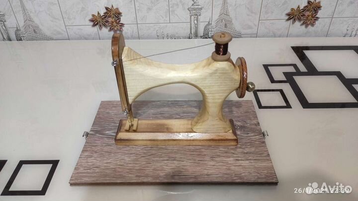 Декоративная кормушка для птиц