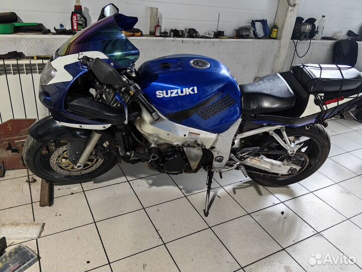 Suzuki gsx-r 600 k1 разбор