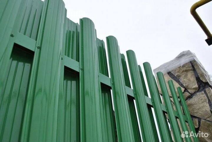 Штакетник металлический