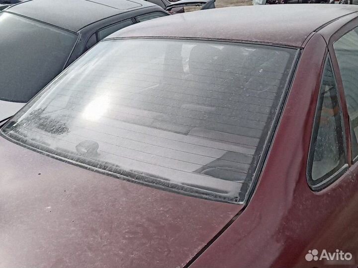 Стекло заднее Opel Vectra A