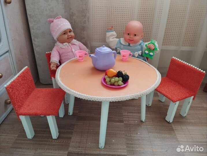 Кукольный обеденный стол