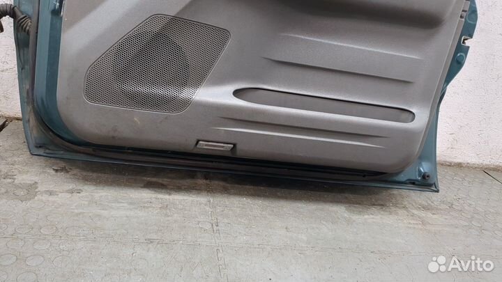 Дверь правая передняя Mitsubishi Pajero / Montero