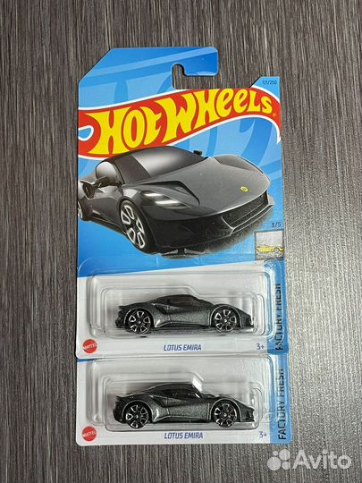Hot wheels case L