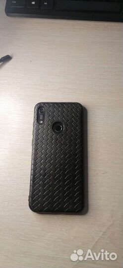 Мобильные телефоны бу honor 8a prime