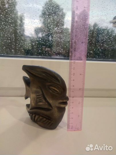 Античная рыба из дерева