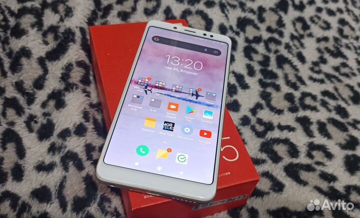 Xiaomi Redmi Note 5, 3/32 ГБ
