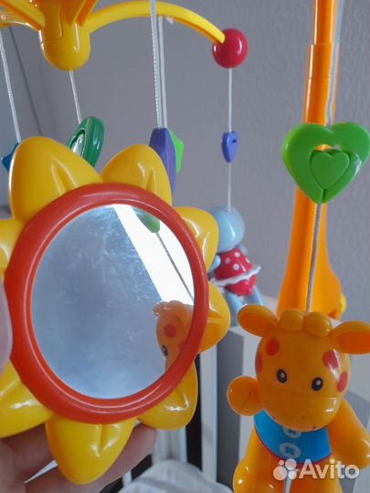 Мобиль на детскую кроватку, подвеска жирафики