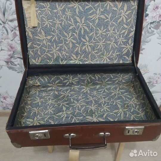 Чемодан времен СССР