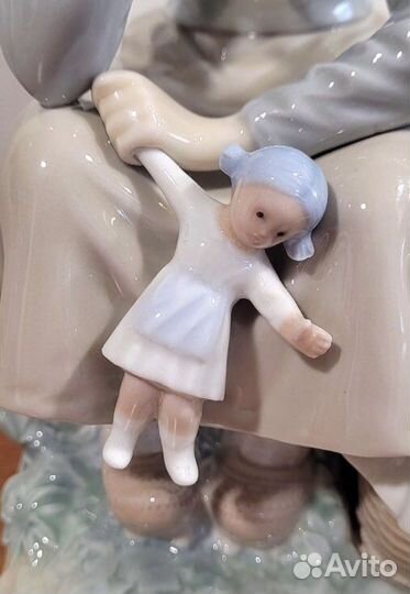 Статуэтка фарфоровая Lladro