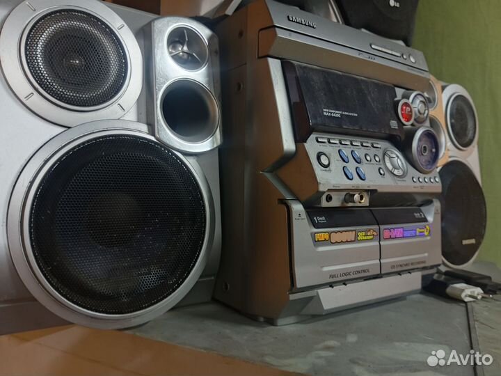 Музыкальный центр samsung