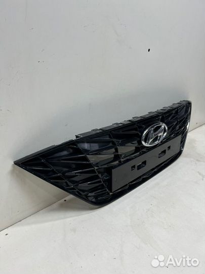 Решетка радиатора Hyundai Solaris 2 2020