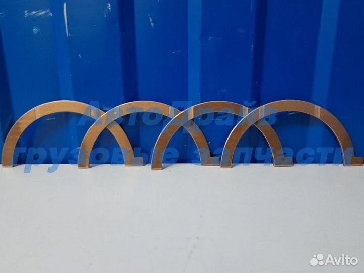 Полукольца упорные для Вольво и Рено с моторами D12/DXI12