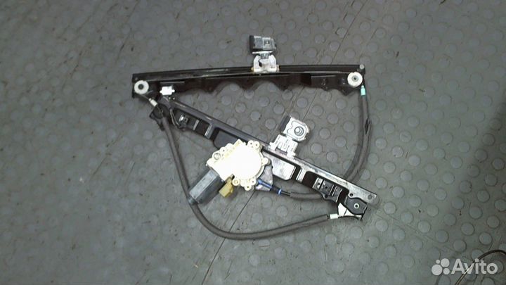 Стеклоподъемник электрический Jeep Commander, 2006