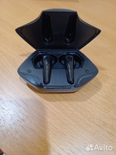 Беспроводные наушники