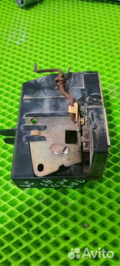 Замок двериRenault