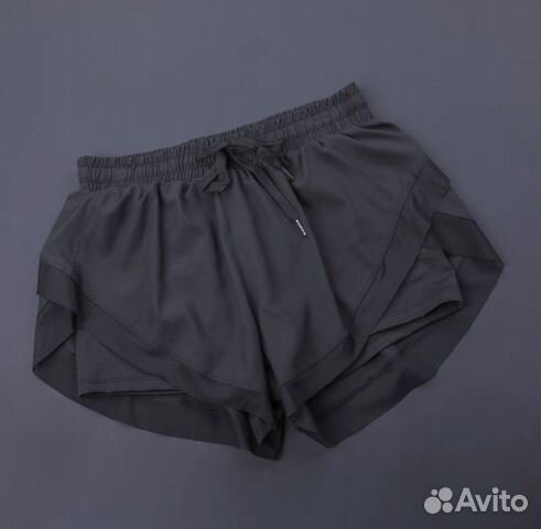 Спортивные шорты женские