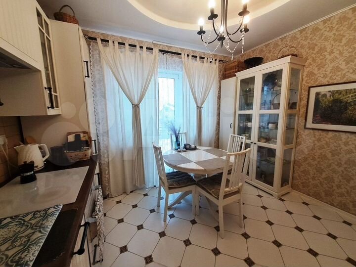 3-к. квартира, 71 м², 2/3 эт.