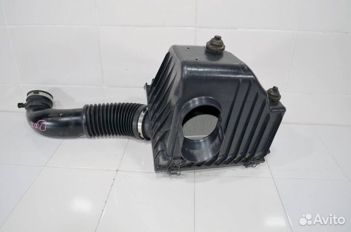 Корпус воздушного фильтра Jeep Cherokee KK 3.7