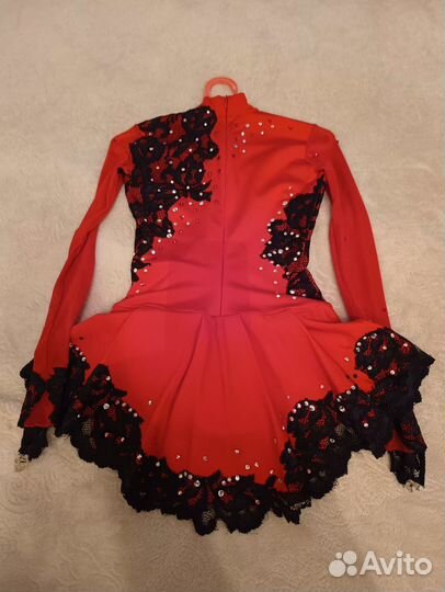 Костюм для фигурного катания 134-145