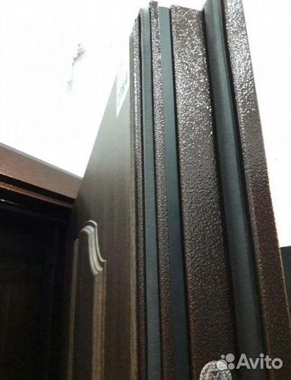 Парадная входная группа с фрамугой