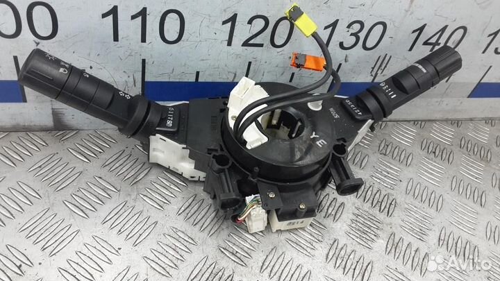 Переключатель поворотов подрулевой Nissan Murano