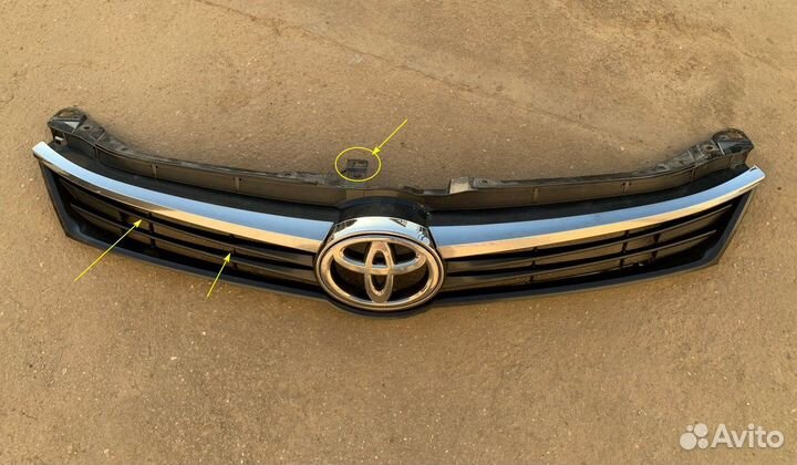 Решетка радиатора Camry V50