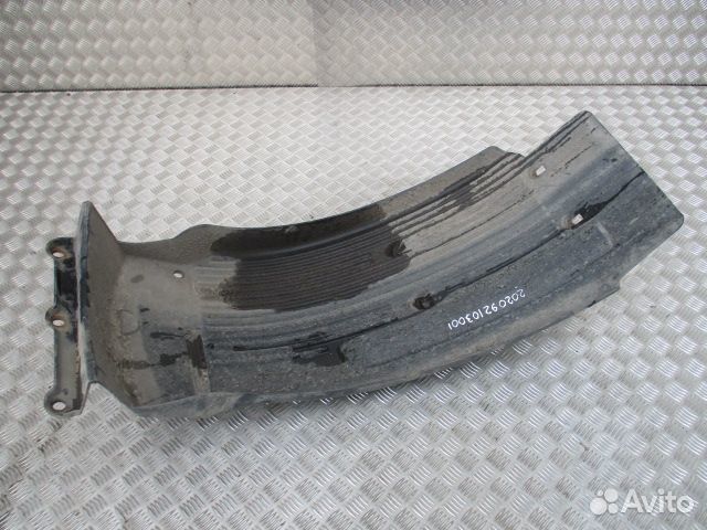 Подкрылок левый Volvo 20372064