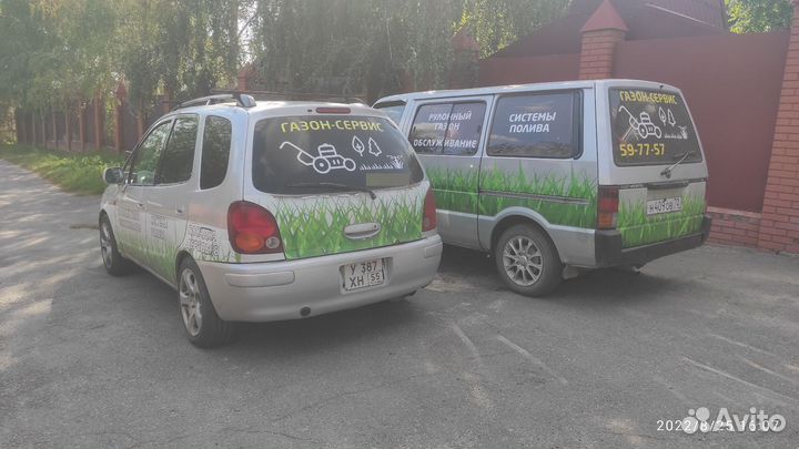 Рулонный газон, системы автополива. 